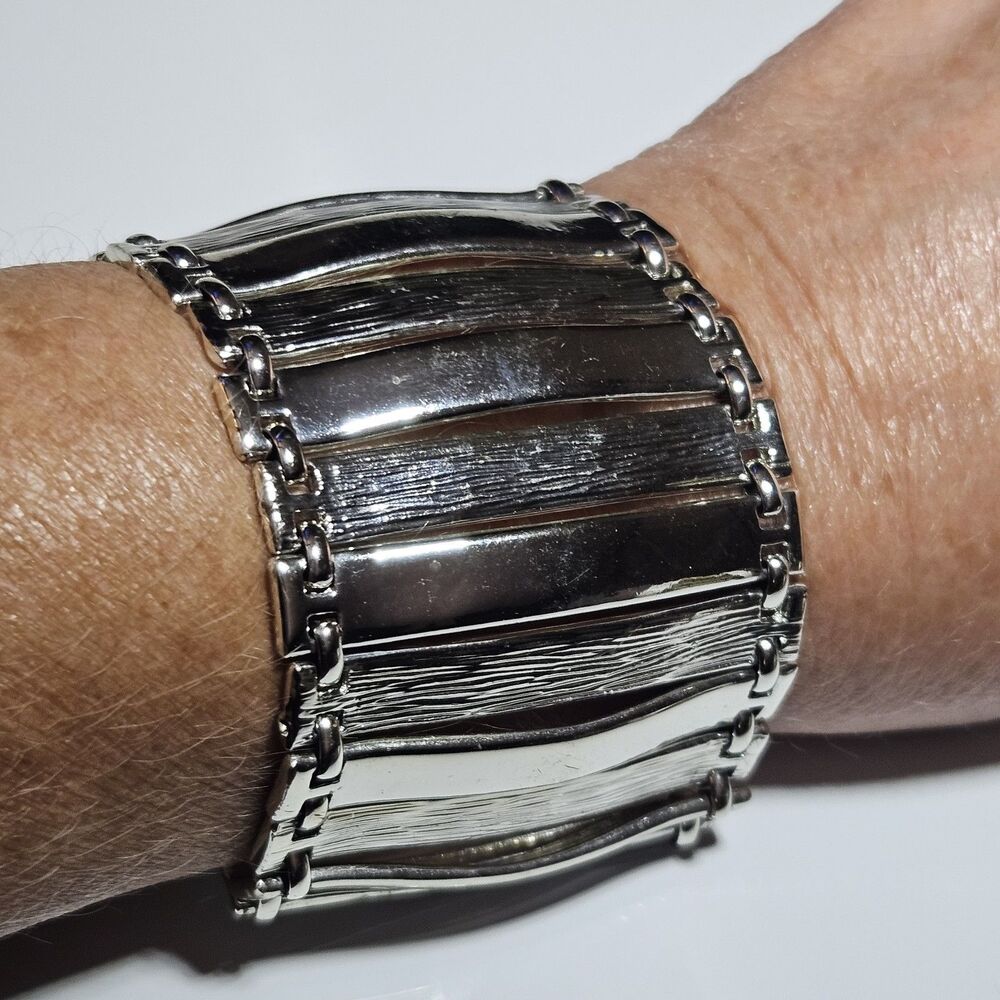 Vintage LERU Bracelet Chunky Cuff Shiny Silver Tone 7.5"